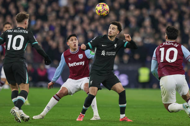 有点久远了！活塞上次8连胜首发：比卢普斯／面具侠／怒吼天尊在列.