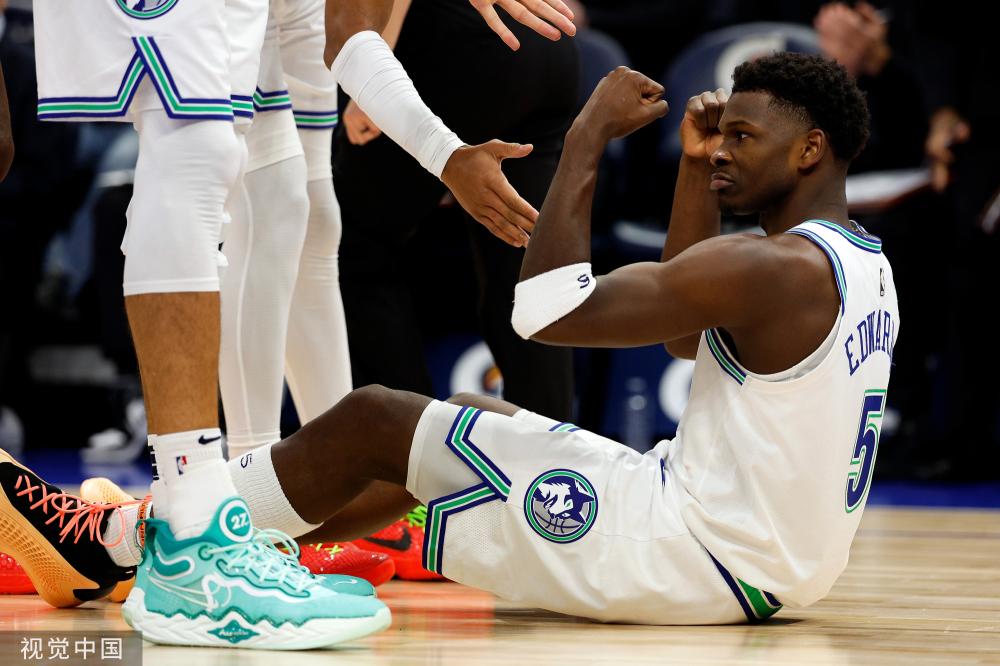 迈出的一大 迈出的一大